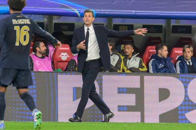 GER, Sachsen, Leipzig, RB Leipzig vs Juventus Turin, Champions League, CHL, UCL, Spieltag, Spielzeit 2024 2025, RB Arena, v.l. im Bild: Thiago Motta (Juventus Turin, Trainer), traurig, deprimiert, sauer, 02.10.2024, Copyright: HMBxMedia UwexKoch