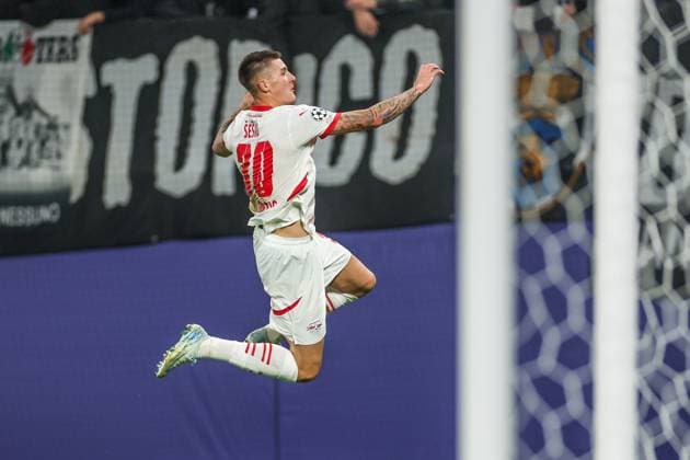 02.10.2024, Fussball, Saison 2024 2025, Champions League, 2. Spieltag, RB Leipzig - Juventus Turin, Benjamin Sesko (RB Leipzig) jubelt nach seinem Tor zum 1 zu 0. Leipzig RB Arena Sachsen Deutschland xRHR-FOTO TRx Copyright: TimxRehbein RHR-FOTOx RHR-FOTO TR