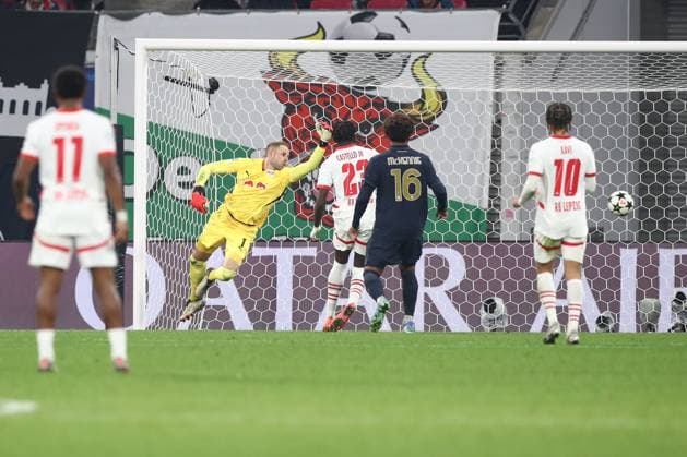 02.10.2024, xtgx, Fussball, UEFA Champions League, RB Leipzig - Junventus Turin emspor, v.l. Tor zum 1:1 durch Dusan Vlahovic (Juventus, 9) (DFL DFB REGULATIONS PROHIBIT ANY USE OF PHOTOGRAPHS as IMAGE SEQUENCES and or QUASI-VIDEO) Leipzig