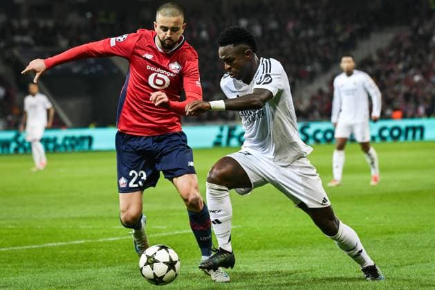 Champions League Lille vs Real Madrid FA Real Madrid’s forward Vinicius Junior fights for the ball during the UEFA Champions League football match between LOSC Lille and Real Madrid CF at the Pierre Mauroy Stadium in Lille on October 2, 2024. Photo by Firas Abdullah ABACAPRESS.COM Paris Ile-de-France France  Copyright: xAbdullahxFiras ABACAx