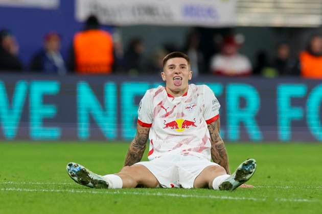 Benjamin Sesko (RB Leipzig) schaut enttaeuscht, UEFA Champions League 2024 25 League Phase MD2, RB Leipzig v Juventus, Red Bull Arena am 02. October 2024 in Leipzig, Deutschland. (Foto von Marco Steinbrenner DeFodi Images) Benjamin Sesko (RB Leipzig) looks dejected, UEFA Champions League 2024 25 League Phase MD2, RB Leipzig v Juventus, Red Bull Arena (Leipzig), October 2, 2024 in Leipzig, Germany. (Photo by Marco Steinbrenner DeFodi Images) Defodi-700_leipzig_juve_20241002_080