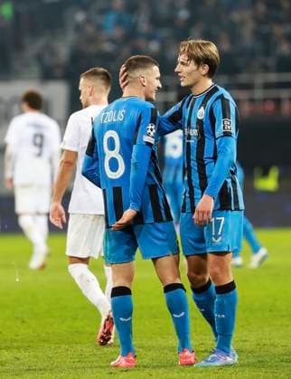 SOCCER - UEFA CL, Sturm vs Brugge KLAGENFURT,AUSTRIA,02.OCT.24 - SOCCER - UEFA Champions League, SK Sturm Graz vs Club Brugge. Image shows Christos Tzolis (Club Brügge) and Romeo Vermant (Club Brügge).  GEPAxpictures xWolfgangxGrebien
