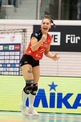 1. Volleyball Bundesliga Frauen: Schwarz-Weiss Erfurt vs. Dresdner SC; Erfurt; 02.10.2024 Lorena Lorber Fijok ( 17; Dresdner SC) 1. Volleyball Bundesliga Frauen: Schwarz-Weiss Erfurt vs. Dresdner SC; Riethsporthalle Erfurt; 02.10.2024 Copyright: xBEAUTIFULxSPORTS Duehringx