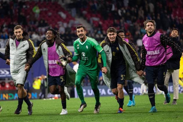 RB Leipzig v Juventus, UEFA Champions League football, Leipzig , Germany Leipzig , Germany. 02nd, October 2024. The players of Juventus seen in celebration after the UEFA Champions League match between RB Leipzig and Juventus at the Red Bull Arena in Leipzig. Germany, Leipzig  Copyright: xGonzalesxPhoto InakixEsnaolax