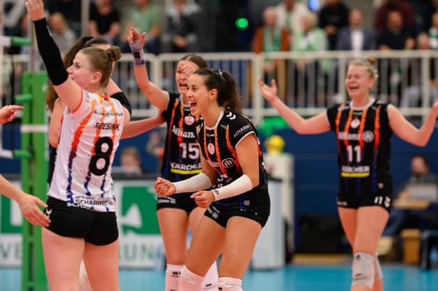 RECORD DATE NOT STATED Maria Segura Palleres (Trikot Nr. 33, Allianz MTV Stuttgart); 1. Volleyball Bundesliga - USC Münster-Allianz MTV Stuttgart, Münster am 02.10.2024 Copyright: xBEAUTIFULxSPORTS PeterxWeberx