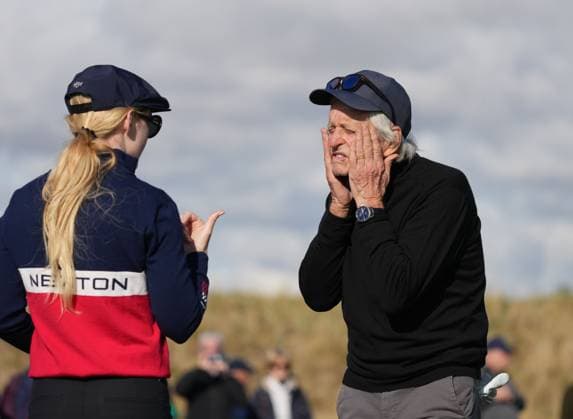 Michael Douglas applies sunscreen with Kathryn Newton at the 2nd tee. Alfred Dunhill Links Championship 2024, Day One, Golf, The Belfry, Angus and Fife, Scotland, UK - 03 Oct 2024  Copyright: xStuartxWallace Shutterstockx 14751990ah