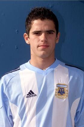 Fernando Gago. Entrenamiento de la Seleccion Argentina Sub 17 1 8 2003 *** Fernando Gago Training of the Argentina Under 17 National Team 1 8 2003 Copyright: xxx
