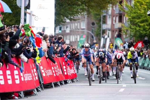 Münsterland Giro 2024, 03.10.2024 Sieger Jasper Philipsen (BEL, Alpecin-Deceuninck), Sparkassen Münsterland Giro, Münster (GER), 03.10.2024 Copyright: xBEAUTIFULxSPORTS Hilgerx