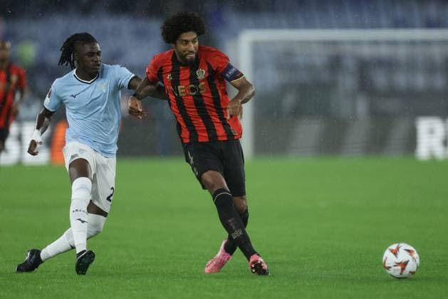 UEFA Europa League League phase - Matchday 2 match between SS Lazio vs OGC Nice Lazio™s French forward Loum Tchaouna challenges for the ball with OGC Nice s Brazilian defender Dante during UEFA Europa League League phase - Matchday 2 match between SS Lazio vs OGC Nice at Olimpico stadium on October 03, 2024 in Rome, Italy. ABPH3409 Copyright: xAntonioxBalascox