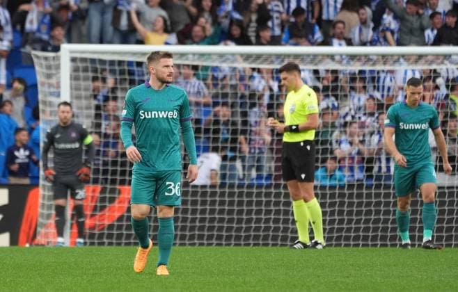 Anderlecht s Anders Dreyer looks dejected during a soccer match between Belgian team RSC Anderlecht and Spanish team Real Sociedad, Thursday 03 October 2024 in San Sebastian, Spain, on the second day of the UEFA Europa League tournament. JOMAxGARCIAxIxGISBERT  x101874101x