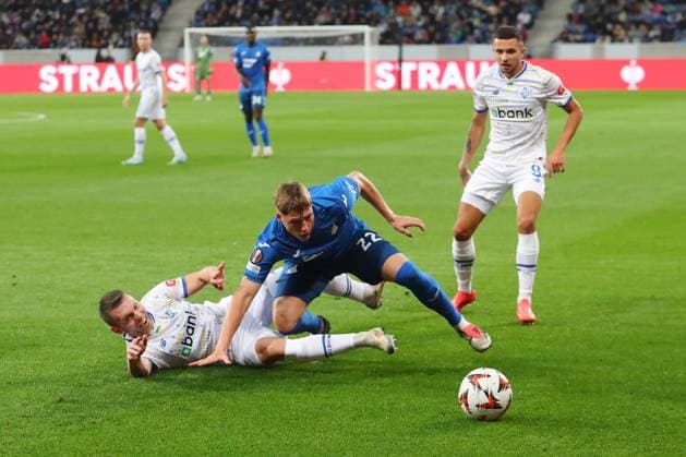 03.10.2024, xtvx, Fussball UEFA Europa League, TSG 1899 Hoffenheim - Dynamo Kiev emspor, v.l. Oleksandr Karavalev (FC Dynamo Kyiv) Alexander Prass (TSG 1899 Hoffenheim) Zweikampf, Duell, duel, tackle, compete (DFL DFB REGULATIONS PROHIBIT ANY USE OF PHOTOGRAPHS as IMAGE SEQUENCES and or QUASI-VIDEO) Sinsheim