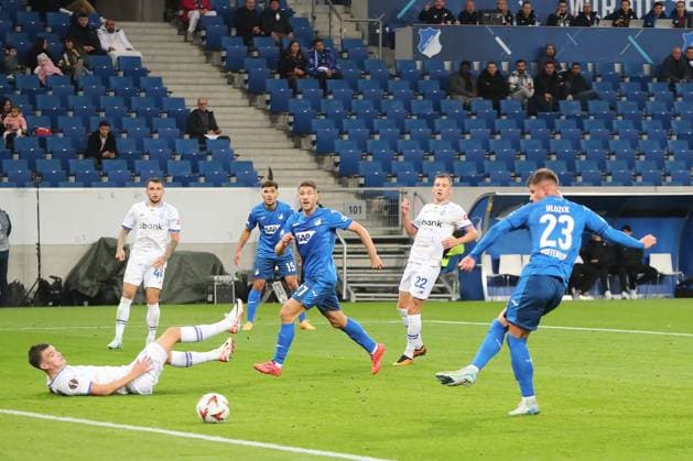 Sport Bilder des Tages 03.10.2024, xtvx, Fussball UEFA Europa League, TSG 1899 Hoffenheim - Dynamo Kiev emspor, v.l. Goal scored, Tor zum 1:0< Adam Hlozek (TSG 1899 Hoffenheim) (DFL DFB REGULATIONS PROHIBIT ANY USE OF PHOTOGRAPHS as IMAGE SEQUENCES and or QUASI-VIDEO) Sinsheim
