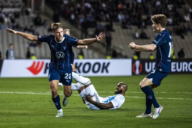 241003 Erik Botheim of Malmö FF celebrates the 1-1 goal during the UEFA Europa League football match between Qarabag and Malmö FF on October 3, 2024 in Baku. Photo: Petter Arvidson BILDBYRAN kod PA PA0893 fotboll football soccer fotball uefa europa league qarabag malmö ff bbeng jubel Copyright: PETTERxARVIDSON BB241003PA086