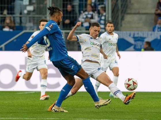 Kevin Akpoguma (TSG 1899 Hoffenheim, 25), Vladyslav Kabaev (Dynamo Kiew 22), Zweikampf,, GER, TSG 1899 Hoffenheim vs. Dynamo Kiew, Fussball, UEFA Europa League, Spieltag 2, Saison 2024 2025, 03.10.2024 GER, TSG 1899 Hoffenheim vs. Dynamo Kiew, Fussball, UEFA Europa League, Spieltag 2, Saison 2024 2025, 03.10.2024 Sinsheim Copyright: xEibner-Pressefoto FlorianxSchustx EP_FSU
