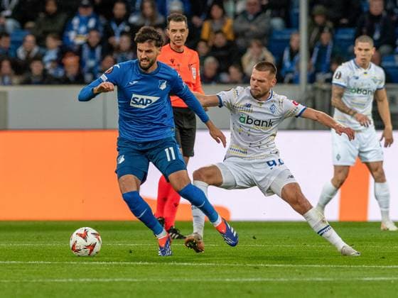 Florian Grillitsch (TSG 1899 Hoffenheim, 11), Mykola Mykhaylenko (Dynamo Kiew 91), Zweikampf,, GER, TSG 1899 Hoffenheim vs. Dynamo Kiew, Fussball, UEFA Europa League, Spieltag 2, Saison 2024 2025, 03.10.2024 GER, TSG 1899 Hoffenheim vs. Dynamo Kiew, Fussball, UEFA Europa League, Spieltag 2, Saison 2024 2025, 03.10.2024 Sinsheim Copyright: xEibner-Pressefoto FlorianxSchustx EP_FSU