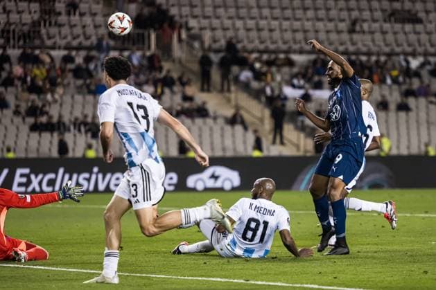 241003 Isaac Kiese Thelin of Malmö FF during the UEFA Europa League football match between Qarabag and Malmö FF on October 3, 2024 in Baku. Photo: Petter Arvidson BILDBYRAN kod PA PA0893 fotboll football soccer fotball uefa europa league qarabag malmö ff bbeng Copyright: PETTERxARVIDSON BB241003PA100