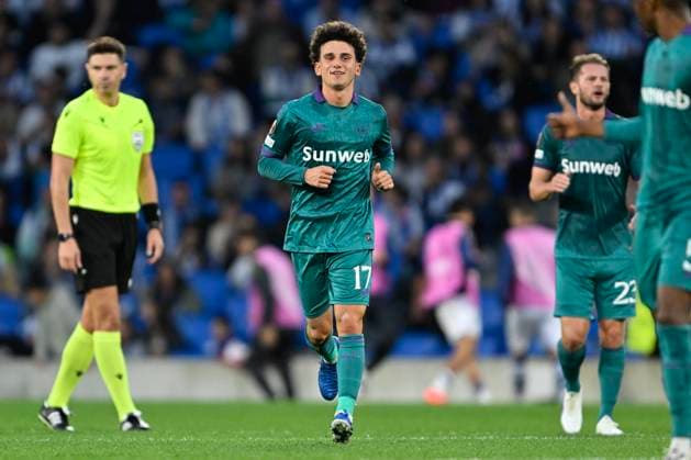 Real Sociedad v RSC Anderlecht - UEFA Europa League SAN SEBASTIAN, SPAIN - OCTOBER 03 : Leoni Theo midfielder of RSC Anderlecht celebrates scoring a goal during the UEFA Europa League phase matchday 2 match between Real Sociedad and RSC Anderlecht on October 3, 2024 in San Sebastian, Spain, 03 10 2024 San Sebastian Spain  Copyright: xDhax