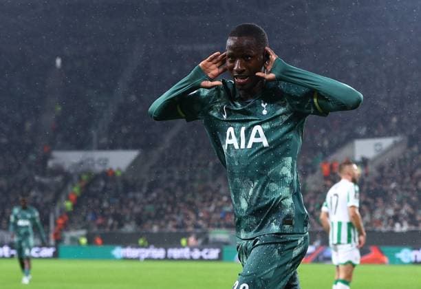 Pape Sarr of Tottenham Hotspur celebrates scoring the opening goal Ferencvaros v Tottenham Hotspur, UEFA Europa League, Group Stage, Football, Groupama Arena, Budapest, Hungary, 03 Oct 2024 EDITORIAL USE ONLY No use with unauthorised audio, video, data, fixture lists, club league logos or live services. Online in-match use limited to 120 images, no video emulation. No use in betting, games or single club league player publications. Copyright: xMichaelxZemanek Shutterstockx 14750796v