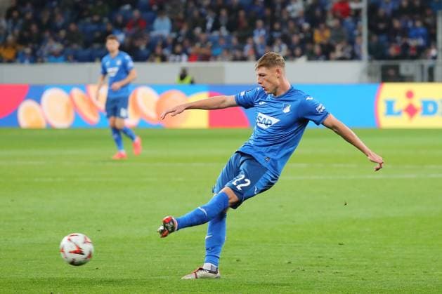 03.10.2024, xtvx, Fussball UEFA Europa League, TSG 1899 Hoffenheim - Dynamo Kiev emspor, v.l. Alexander Prass (TSG 1899 Hoffenheim) Torschuss, has a shot on goal (DFL DFB REGULATIONS PROHIBIT ANY USE OF PHOTOGRAPHS as IMAGE SEQUENCES and or QUASI-VIDEO) Sinsheim
