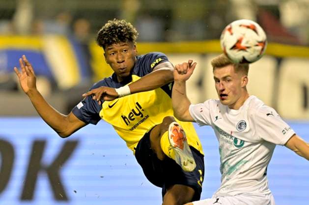 Royale Union Saint-Gilloise v FK Bodo Glimt - UEFA Europa League BRUSSELS, BELGIUM - OCTOBER 03 : Rodriguez Cortez Kevin Jose forward of Royale Union Saint-Gilloise battles for the ball with Sondre Fet midfielder of FK Bodo Glimt during the UEFA Europa League phase matchday 2 match between Royale Union Saint-Gilloise and FK Bodo Glimt on October 3, 2024 in Brussels, Belgium, 03 10 2024 Brussels Belgium  Copyright: xSesx