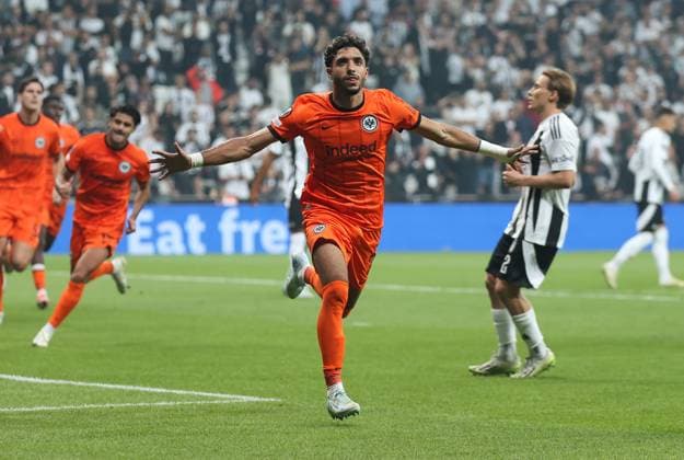 03.10.2024, Fussball UEFA Europa League, Besiktas JK Istanbul - Eintracht Frankfurt, emonline, emspor, v.l., Torjubel zum 0:1 durch Omar Marmoush (Eintracht Frankfurt), Goal celebration, celebrate the goal DFL DFB REGULATIONS PROHIBIT ANY USE OF PHOTOGRAPHS AS IMAGE SEQUENCES AND OR QUASI-VIDEO. xdcx Copyright: HMBxMedia