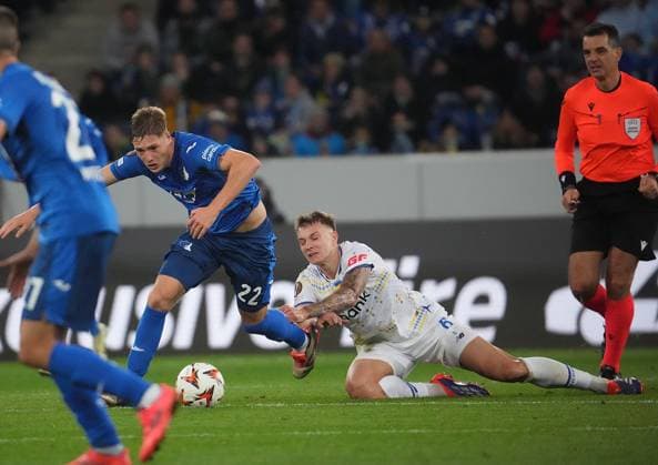 Europa League, TSG 1899 Hoffenheim vs FC Dynamo Kiew 03.10.2024, PreZero-Arena, Sinsheim, Europa League, TSG 1899 Hoffenheim vs FC Dynamo Kiew , im Bild Alexander Prass (Hoffenheim), Volodymyr Brazhko (Kiew)