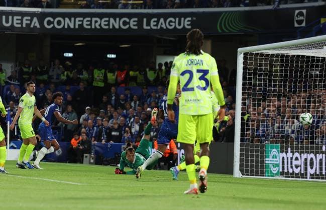 London, England, 3rd October 2024. .Renato Veiga of Chelsea scores the opening goal during the UEFA Europa Conference League match at Stamford Bridge, London. Picture credit should read: Paul Terry Sportimage EDITORIAL USE ONLY. No use with unauthorised audio, video, data, fixture lists, club league logos or live services. Online in-match use limited to 120 images, no video emulation. No use in betting, games or single club league player publications. SPI-3357-0013