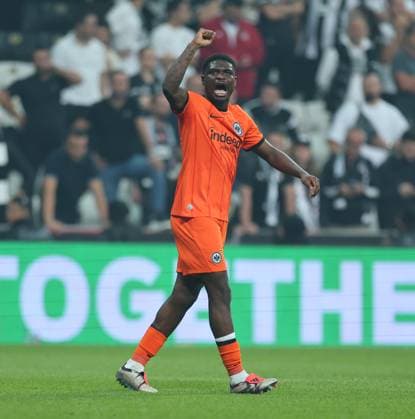 03.10.2024, Fussball UEFA Europa League, Besiktas JK Istanbul - Eintracht Frankfurt, emonline, emspor, v.l., Torjubel zum 0:2 durch Junior Dina Ebimbe (Eintracht Frankfurt), Goal celebration, celebrate the goal DFL DFB REGULATIONS PROHIBIT ANY USE OF PHOTOGRAPHS AS IMAGE SEQUENCES AND OR QUASI-VIDEO. xdcx Copyright: HMBxMedia