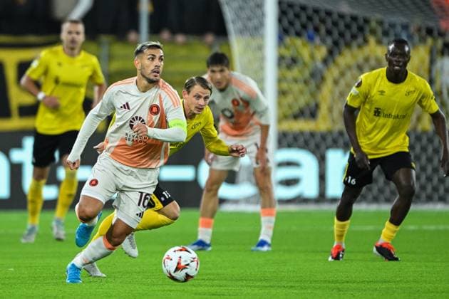 241003 Leandro Paredes of Roma during the UEFA Europa League between Elfsborg and Roma on October 3, 2024 in Boras. Photo: Jörgen Jarnberger BILDBYRAN COP 112 JJ0405 fotboll football soccer fotball uefa europa league elfsborg roma bbeng Copyright: JÖRGENxJARNBERGER BB241003JJ033