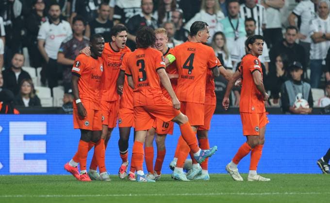 03.10.2024, Fussball UEFA Europa League, Besiktas JK Istanbul - Eintracht Frankfurt, emonline, emspor, v.l., Torjubel zum 0:2 durch Junior Dina Ebimbe (Eintracht Frankfurt), Goal celebration, celebrate the goal DFL DFB REGULATIONS PROHIBIT ANY USE OF PHOTOGRAPHS AS IMAGE SEQUENCES AND OR QUASI-VIDEO. xdcx Copyright: HMBxMedia