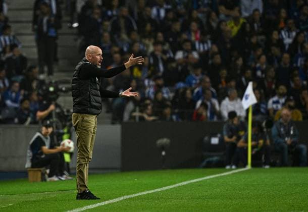 Manchester United, ManU manager Erik ten Hag Porto v Manchester United, UEFA Europa League, Group Stage, Football, Estadio do Dragao, Porto, Portugal, 03 Oct 2024 EDITORIAL USE ONLY No use with unauthorised audio, video, data, fixture lists, club league logos or live services. Online in-match use limited to 120 images, no video emulation. No use in betting, games or single club league player publications.  Copyright: xZedxJameson Shutterstockx 14750815em