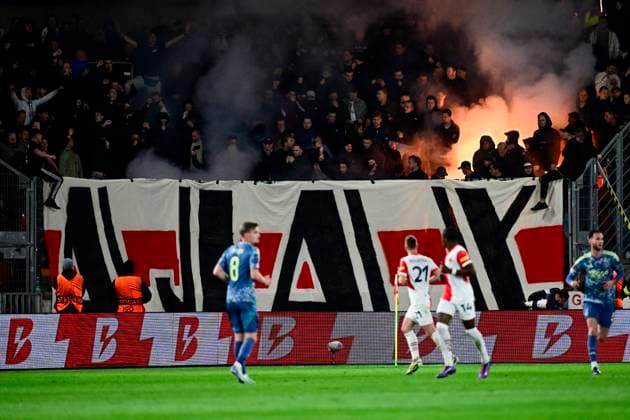 Ajax use pyrotechnics during the Football Europa League 2nd round match SK Slavia Prague vs Ajax Amsterdam in Prague, Czech Republic, October 3, 2024. (CTKxPhoto OndrejxDeml) CTKPhotoP2024100307950  CTKPhotoP2024100307950