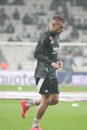 Ciro Immobile of Besiktas during the UEFA Europa League 2024 25 League Phase MD2 match between Besiktas JK and Eintracht Frankfurt at Tupras Stadium on October 3, 2024 in Istanbul, Turkey. Istanbul Turkey Copyright: xSeskimphotox Besiktas-EFrankfurt-31024 (2)
