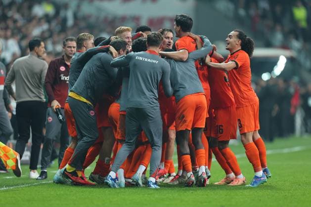 Sport Bilder des Tages 03.10.2024, Fussball UEFA Europa League, Besiktas JK Istanbul - Eintracht Frankfurt, emonline, emspor, v.l., Torjubel zum 0:3 durch Ansgar Knauff (Eintracht Frankfurt), Goal celebration, celebrate the goal, Robin Koch (Eintracht Frankfurt) DFL DFB REGULATIONS PROHIBIT ANY USE OF PHOTOGRAPHS AS IMAGE SEQUENCES AND OR QUASI-VIDEO. xdcx Copyright: HMBxMedia