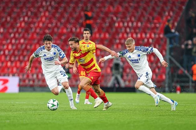 03.10.2024 KOPOENHAGA (DENMARK) PILKA NOZNA (FOOTBALL) UEFA CONFERENCE LEAGUE SEASON 2024 2025 - 1. KOLEJKA (GAME) FC KOPENHAGA - JAGIELLONIA BIALYSTOK NZ GIORGI GOCHOLEISHVILI KRISTOFFER HANSEN MAGNUS MATTSSON FOTO KAMIL SWIRYDOWICZ CYFRASPORT NEWSPIX.PL --- Newspix.pl POLAND OUT!  241003CSKS021