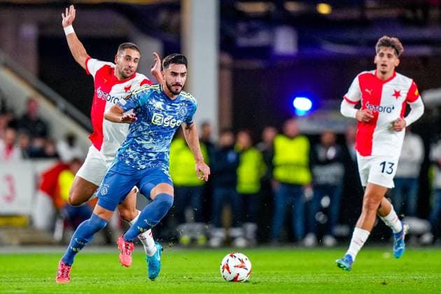 PRAGUE, 03-10-2024 , Eden Arena, football, UEFA Europa League, season 2024 2025, Match between Slavia Praag and Ajax , Ajax player Josip Sutalo and Slavia Praag player Ondrej Lingr Slavia Praag - Ajax  x26384749x Copyright: