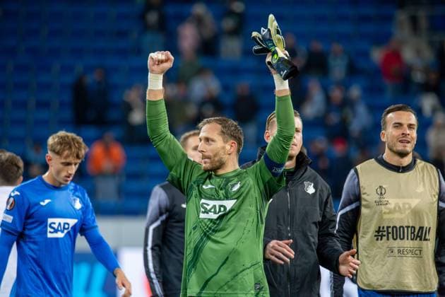 Fußball UEFA Europa League, Saison 2024 25, 2. Spieltag: TSG Hoffenheim gegen Dynamo Kiew. Große Freude bei Oliver Baumann (1, Hoffenheim) nach dem 2:0-Sieg seiner Mannschaft Copyright: xUdoxHerrmannx