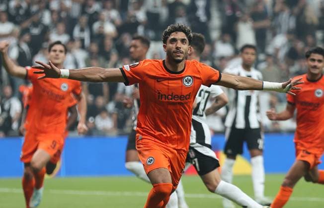 03.10.2024, Fussball UEFA Europa League, Besiktas JK Istanbul - Eintracht Frankfurt, emonline, emspor, v.l., Torjubel zum 0:1 durch Omar Marmoush (Eintracht Frankfurt), Goal celebration, celebrate the goal DFL DFB REGULATIONS PROHIBIT ANY USE OF PHOTOGRAPHS AS IMAGE SEQUENCES AND OR QUASI-VIDEO. xdcx Copyright: HMBxMedia