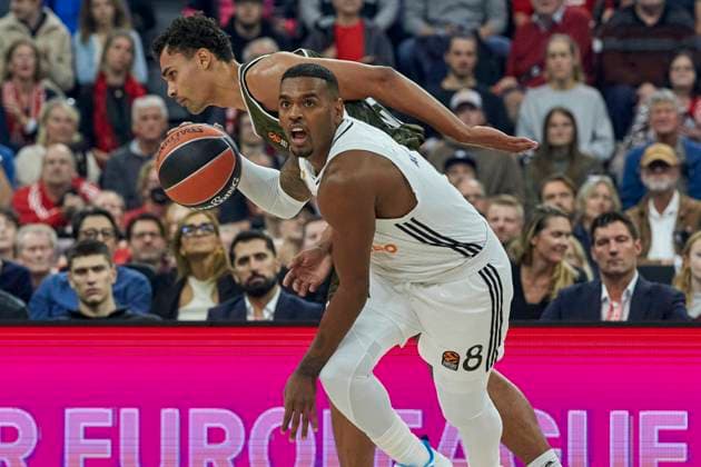 EuroLeague Basketball, FC Bayern Munich vs Real Madrid, München FC Bayern Basketball, Real Madrid, Real Madrid Basketball, 2024-10-03 in München (SAP Garden) RATHAN-MAYES Xavier (Real Madrid RMB08Forward), DA SILVA Oscar (FC Bayern Basketball FCBB01F) sportworld München SAP Garden Bayern Deutschland