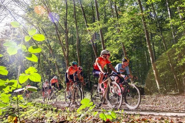 UCI Gravel World Champions Women 2024 LEUVEN, BELGIUM - OCTOBER 05 : The leading group with Kopecky Lotte (BEL) during the 3th UCI Gravel World Championships Women race with start in Halle and finish in Leuven on October 05, 2024 in Leuven, Belgium, 05 10 2024  Copyright: xTomasxSiskx