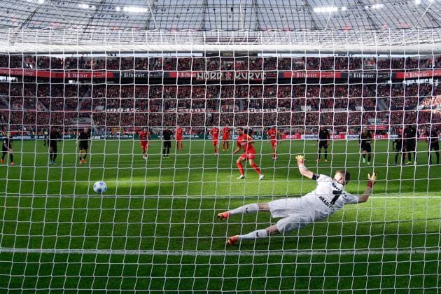 Sport Themen der Woche KW40 Jann-Fiete Arp (Kiel 20) erzielt das Tor zum 2:2 05.10.2024 Fussball Bayer 04 Leverkusen vs Holstein Kiel, BayArena, Leverkusen, DFB DFL REGULATIONS PROHIBIT ANY USE OF PHOTOGRAPHS AS IMAGE SEQUENCES AND OR QUASI-VIDEO NRW Germany *** Jann Fiete Arp Kiel 20 scores the goal to 2 2 05 10 2024 Soccer Bayer 04 Leverkusen vs Holstein Kiel, BayArena, Leverkusen, DFB DFL REGULATIONS PROHIBIT ANY USE OF PHOTOGRAPHS AS IMAGE SEQUENCES AND OR QUASI VIDEO NRW Germany Copyright: xpepphotox xHorstxMauelshagenx pep00321, pep_20241005_hm_1470