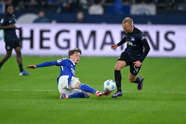 05.10.2024, Fussball, 2. Bundesliga, 8. Spieltag Saison 2024 2025, FC Schalke 04 - Hertha BSC, Malx Grüger (FC Schalke 04) xRHR-FOTO TKx