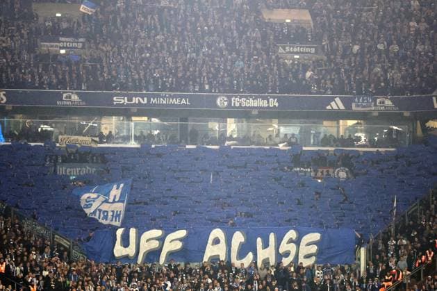 Fans von Hertha BSC beim Spiel der 2. BL (Saison 2024 25) FC Schalke 04 - Hertha BSC Copyright: Thomas Pakusch
