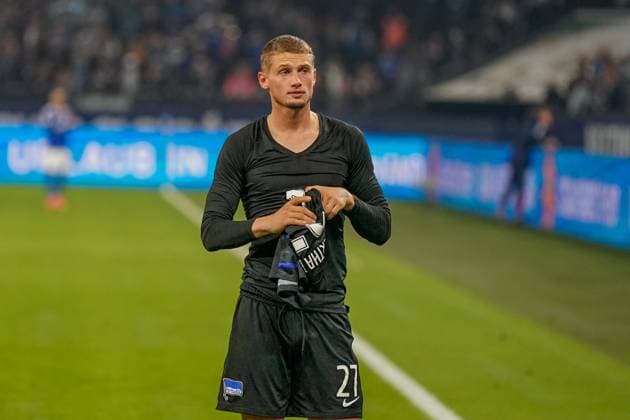 Fußball: 2. Bundesliga Saison 2024 - 2025, 8. Spieltag - FC Schalke 04 vs. Hertha BSC - Veltins-Arena, Gelsenkirchen: Michael Bruno Dominique Cuisance (Hertha BSC 27)