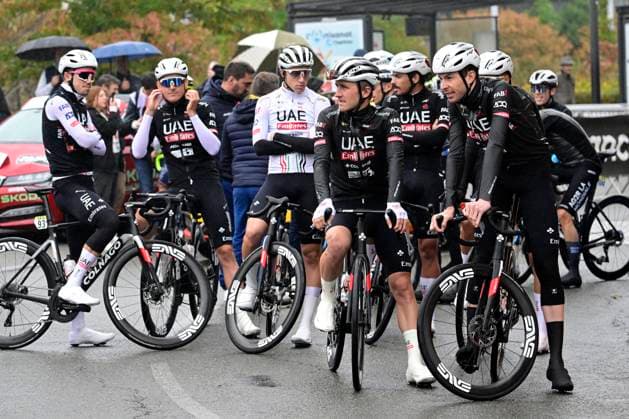 Paris-Tours cycling race 2024 TOURS, FRANCE - OCTOBER 06 : team Uae team Emirates during the UCI Pro Series Paris-Tours cycling race with start in Chartres and finish in Tours (214km) on October 6, 2024 in Tours, France, 06 10 2024 Tours France  Copyright: xPeterxDexVoechtx