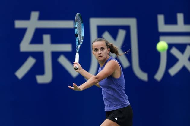 WUHAN, CHINA - OCTOBER 06: Clara Burel of France competes in the Women s Singles Qualifying second round match against Cristina Bucsa of Spain on day two of 2024 Wuhan Open at Optics Valley International Tennis Center on October 6, 2024 in Wuhan, Hubei Province of China.  Copyright: xVCGx 111522168529
