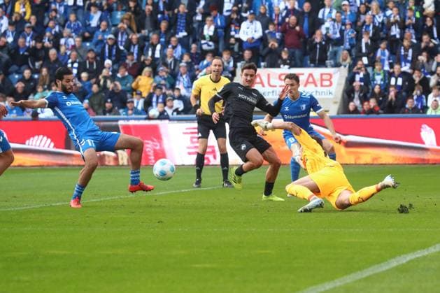 06.10.2024, xgox, Fussball - 2.Bundesliga, 1.FC Magdeburg - SpVgg Greuther Fuerth emspor, v.l Mohammed El Hankouri (Magdeburg, 11) trifft per Nachschuss vom Elfmeter zum 1:0 . (DFL DFB REGULATIONS PROHIBIT ANY USE OF PHOTOGRAPHS as IMAGE SEQUENCES and or QUASI-VIDEO) Magdeburg