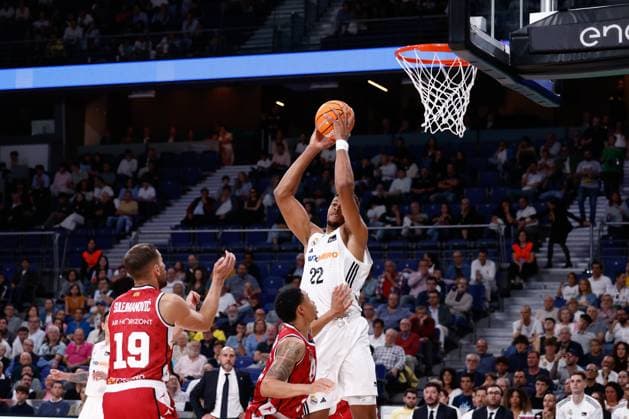 October 6, 2024, Madrid, Madrid, SPAIN: Walter Samuel Tavares da Veiga of Real Madrid in action during the Spanish League, Liga ACB Endesa, basketball match played between Real Madrid and Casademont Zaragoza at WiZink Center on October 6, 2024 in Madrid, Spain. Madrid SPAIN - ZUMAa181 20241006_zaa_a181_117 Copyright: xDennisxAgyemanx