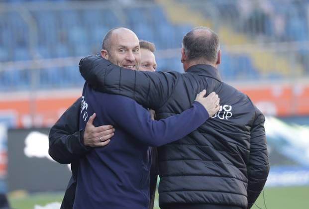 Derbysieger, Freude beim Trainerteam, Cheftrainer Daniel Scherning (Eintracht Braunschweig) Fussball, Herren, Saison 2024 2025 2.BL, Eintracht Stadion, Eintracht Braunschweig gegen Hannover 96, Niedersachsenderby, 2-0 DFL REGULATIONS PROHIBIT ANY USE OF PHOTOGRAPHS AS IMAGE SEQUENCES AND OR QUASI-VIDEO.