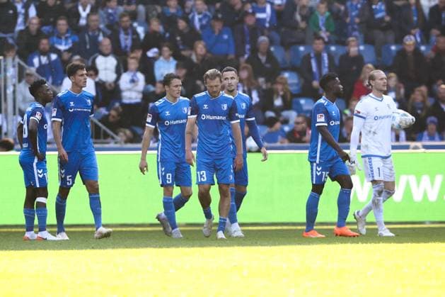 v.l. Lubambo Musonda (1. FC Magdeburg,19), Tobias Müller (1. FC Magdeburg,5), Martijn Kaars (1. FC Magdeburg,9), Connor Krempicki (1. FC Magdeburg,13), Falko Michel (1. FC Magdeburg,21), Daniel Heber (1. FC Magdeburg,15), Torwart Dominik Reimann (1. FC Magdeburg,1) - Torschütze Noel Futkeu (SpVgg Greuther Fürth,9) trifft zum 2-2 - 2. Fussball Bundesliga Saison 2024-2025 1. FC Magdeburg vs. SpVgg Greuther Fürth in der Avnet Arena in Magdeburg - Aktion,Fußball,Mann,Männer,Deutschland,06.10.2024